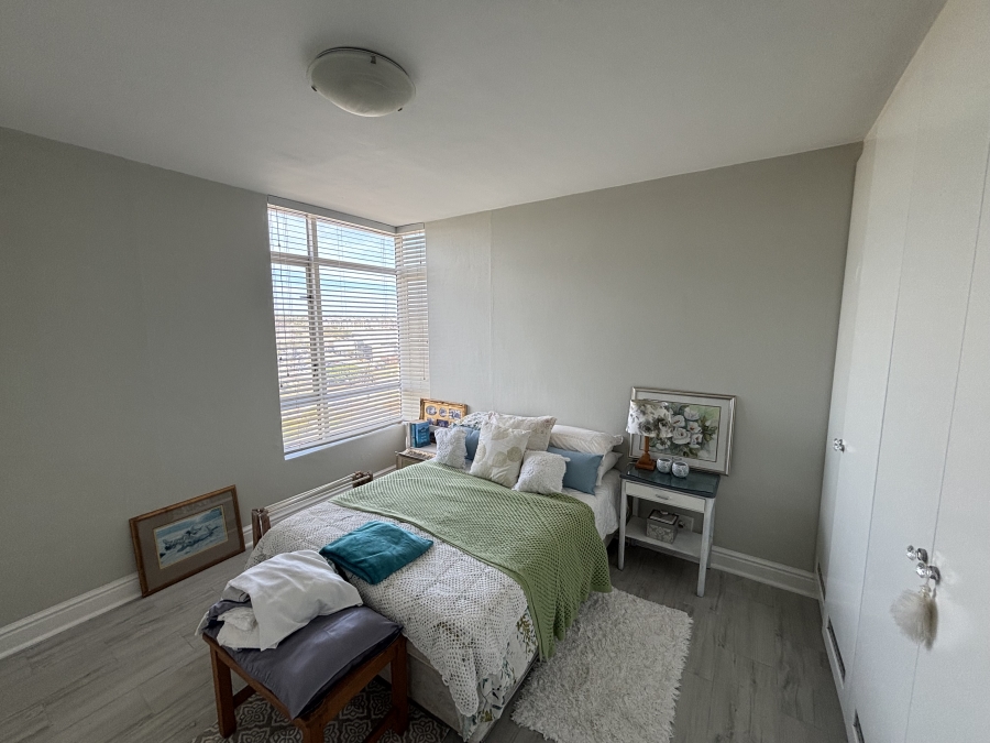 2 Bedroom Property for Sale in Summerstrand Eastern Cape